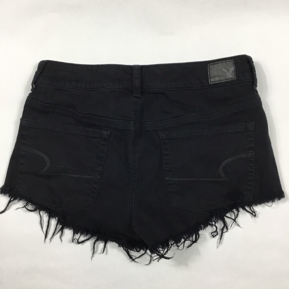 AEO Black Frayed Distressed Jean Shorts - Size 6 - Picture 2 of 7
